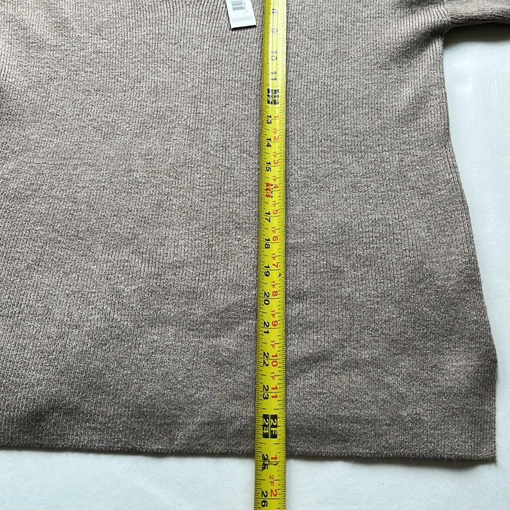 Tahari Sweater Hoodie - Picture 10 of 10